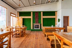 Wood Crista Retreat kufri