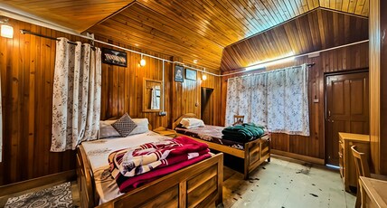 Saina Homestay Room Type - Deluxe 103