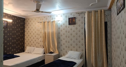 Haveli Heritage @ 1 Minute Walk in Nizamuddin Railway Station Room Type - Classic Triple Room Haveli Heritage @ 1 Minute Walk in Nizamuddin Railway Station Room Type - Classic Triple Room