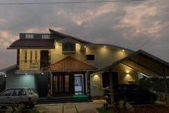 Chamayam Holiday Home