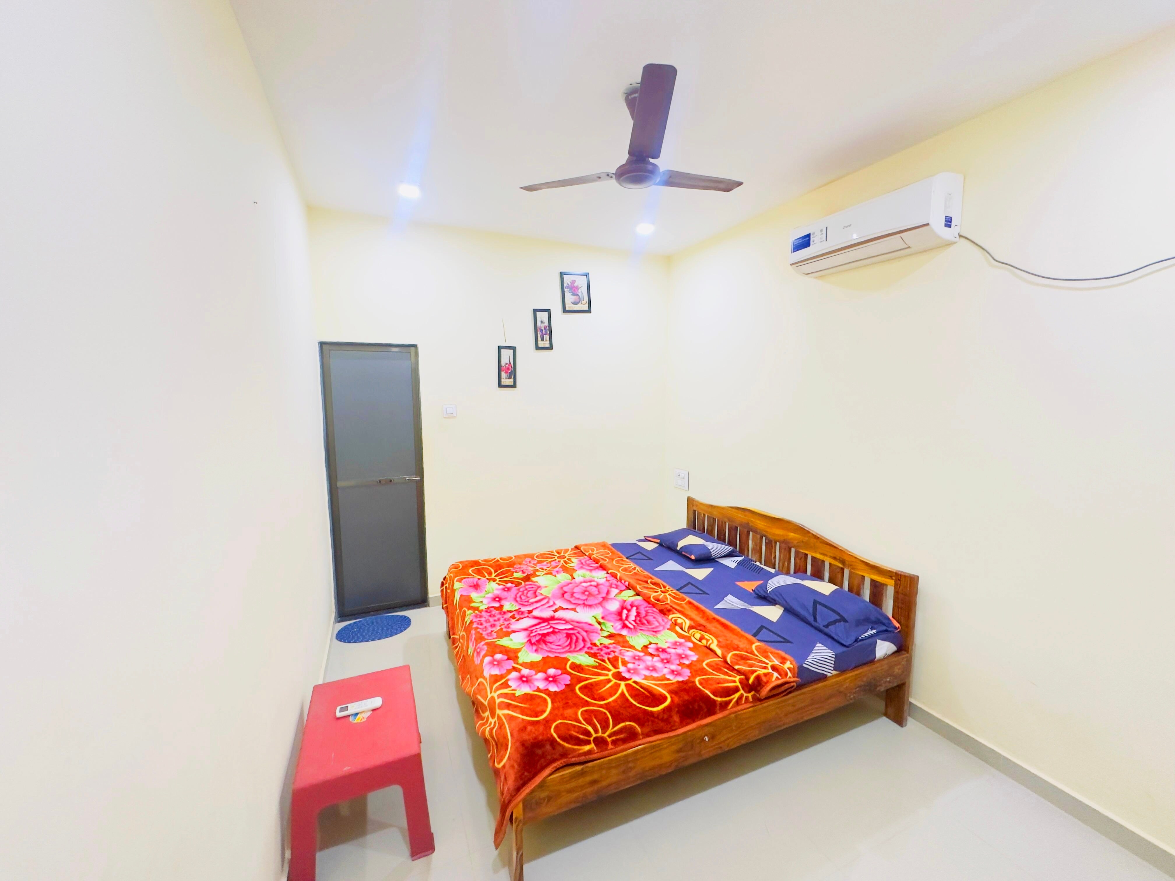SAI HOMESTAY TARKARLI - Tap to explore photos
