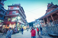 Rock Regency - The Mall Road