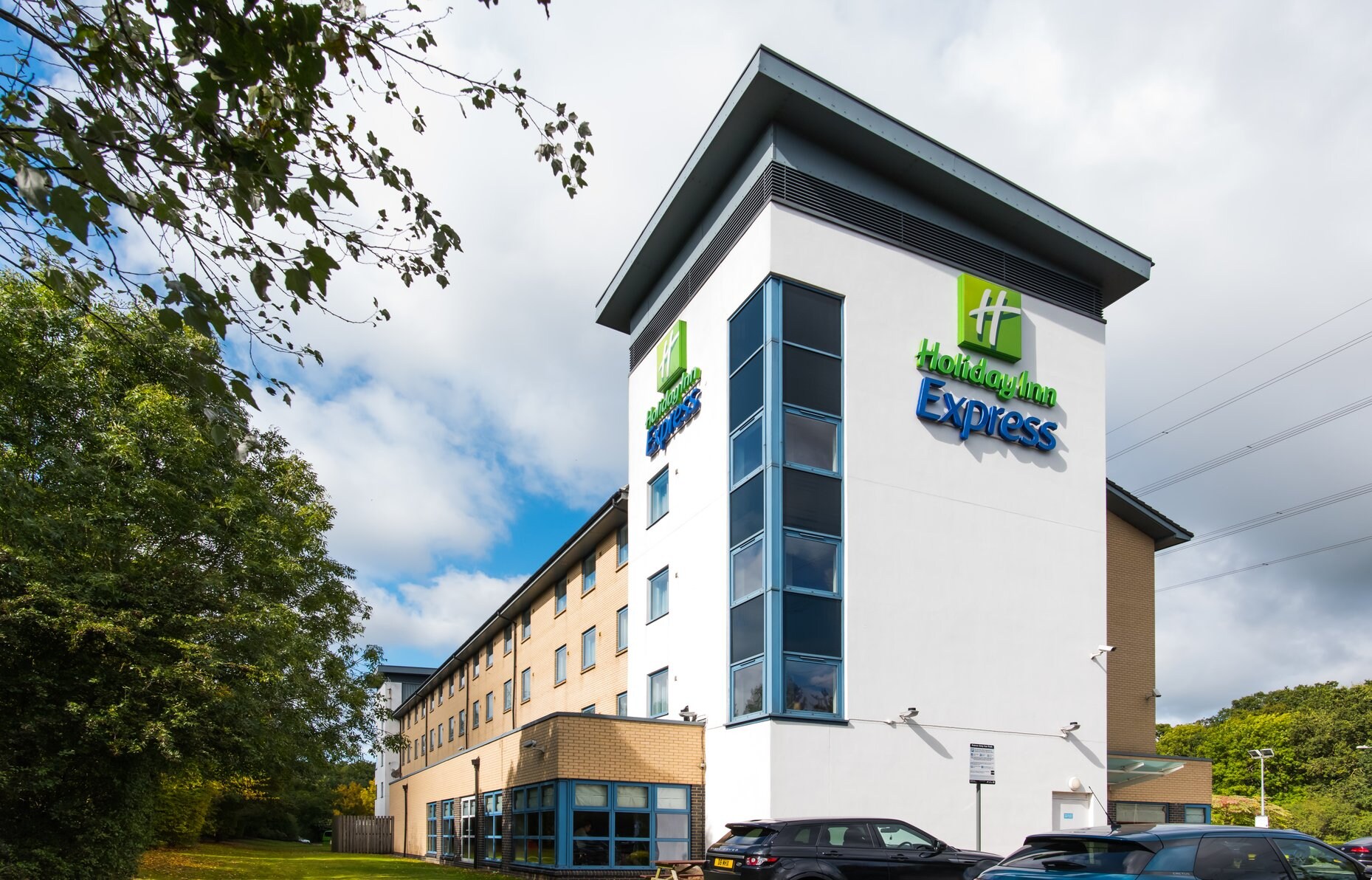 Holiday Inn Express Swindon - West - Tap to explore photos