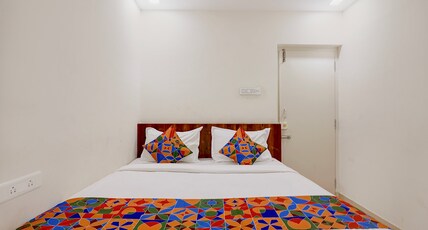FabHotel Dhaya Grand Inn Room Type - Executive Room