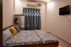 Maa Radhika Inn Ayodhya