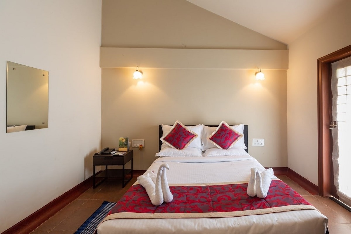 KSTDC Hotel Mayura Yagachi - Tap to explore photos