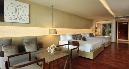 Phuket Graceland Resort & Spa Room Type - Sunset Grand Deluxe