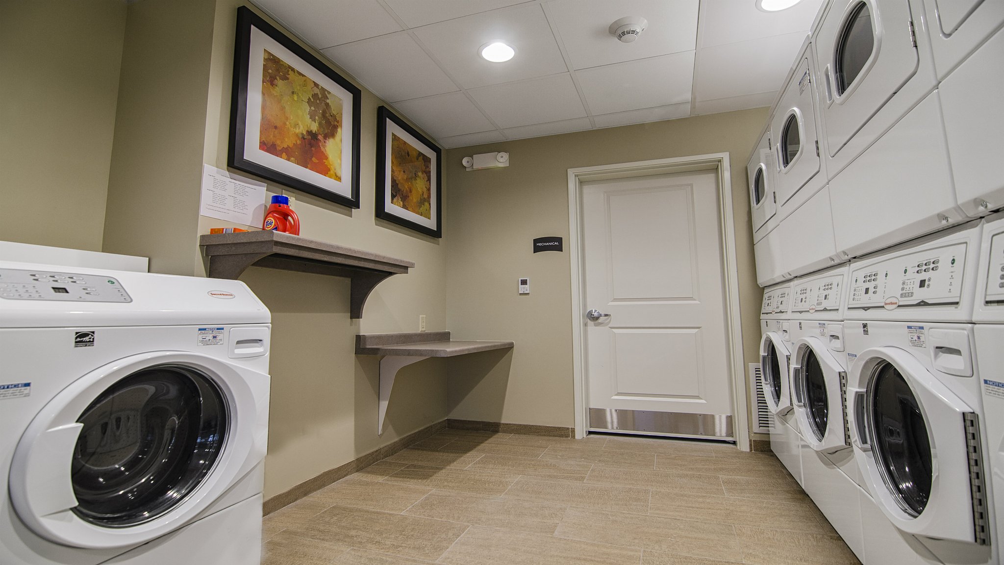 Staybridge Suites MARQUETTE, an IHG hotel - Tap to explore photos