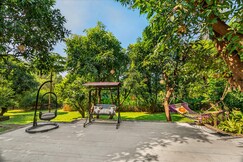 Stayscape Salt Water 4BHK Karjat Pvt Pool lawn