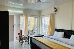 In Apple Estate Resort