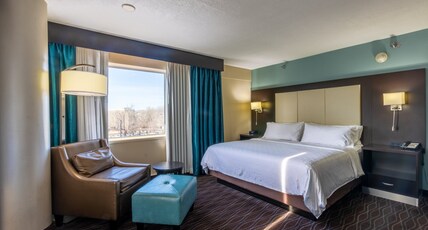 Holiday Inn Express Boise Downtown Room Type - 1 King Standard Pool View Holiday Inn Express Boise Downtown Room Type - 1 King Standard Pool View