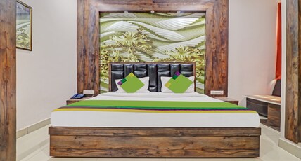 Hotel Heaven Grand Room Type - Super Deluxe Room