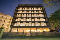 Covie Viman Nagar 102