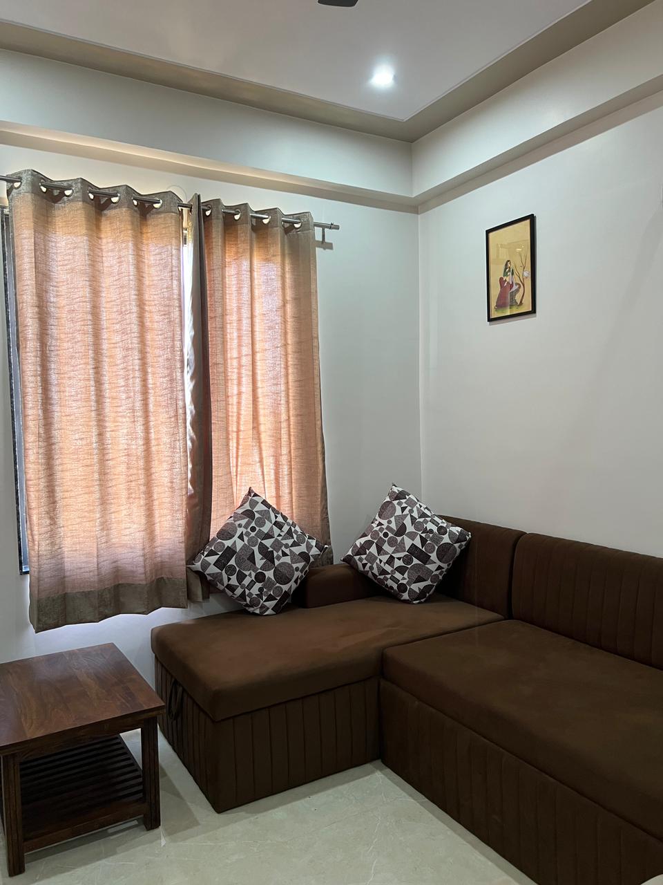 Bhavya Guest House Reengus |60 Mtrs from Reengus Railway Station - Tap to explore photos