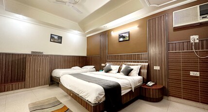 Hotel Om Hari Residency Room Type - Tripple Bed Room