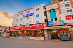 Fabhotel CK Grand - Nr Vijayawada Railway Station