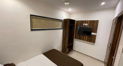 Hilton Suites Room Type - Classic Room - Budgeted