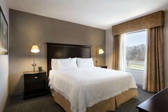 Hampton Inn & Suites Mahwah, NJ