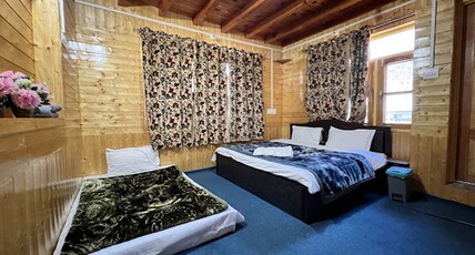 Pine Tree Resort Gurez Room Type - Family Room