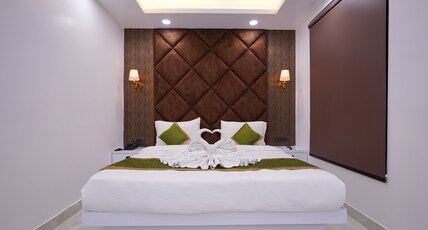 Hotel Sara Fortune International Room Type - Deluxe Twin Room With Swimming Pool Access