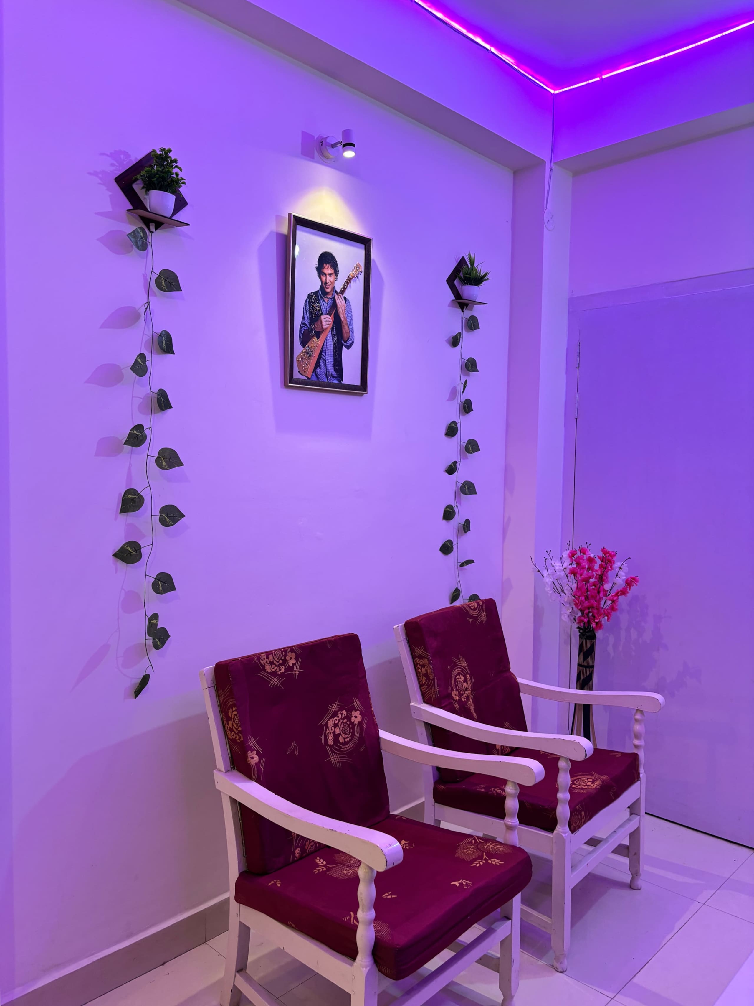 2BHK fully private premium homestay - Tap to explore photos