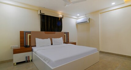FabHotel Imperial Regency Room Type - Executive Room with Living Area
