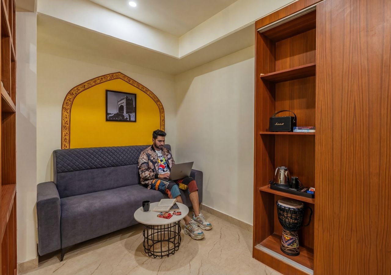 The Hosteller Agra, Tajganj - Tap to explore photos