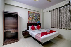 Hotel O Varcity Plaza