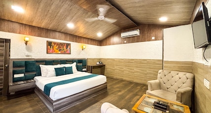 Anandvan Jungle Resort Room Type - Superior Double Room Anandvan Jungle Resort Room Type - Superior Double Room