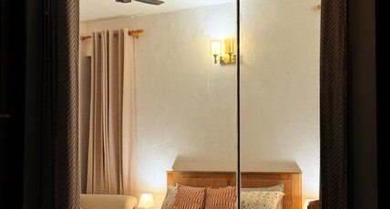 Jaadooghar Chitai Life Almora Room Type - Deluxe Room with Mountain View
