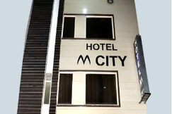 Hotel M City