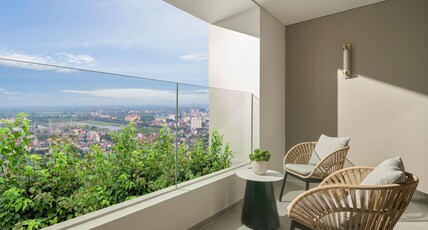 Pullman Ninh Binh Room Type - Superior Room, 1 King Size Bed, Panorama View