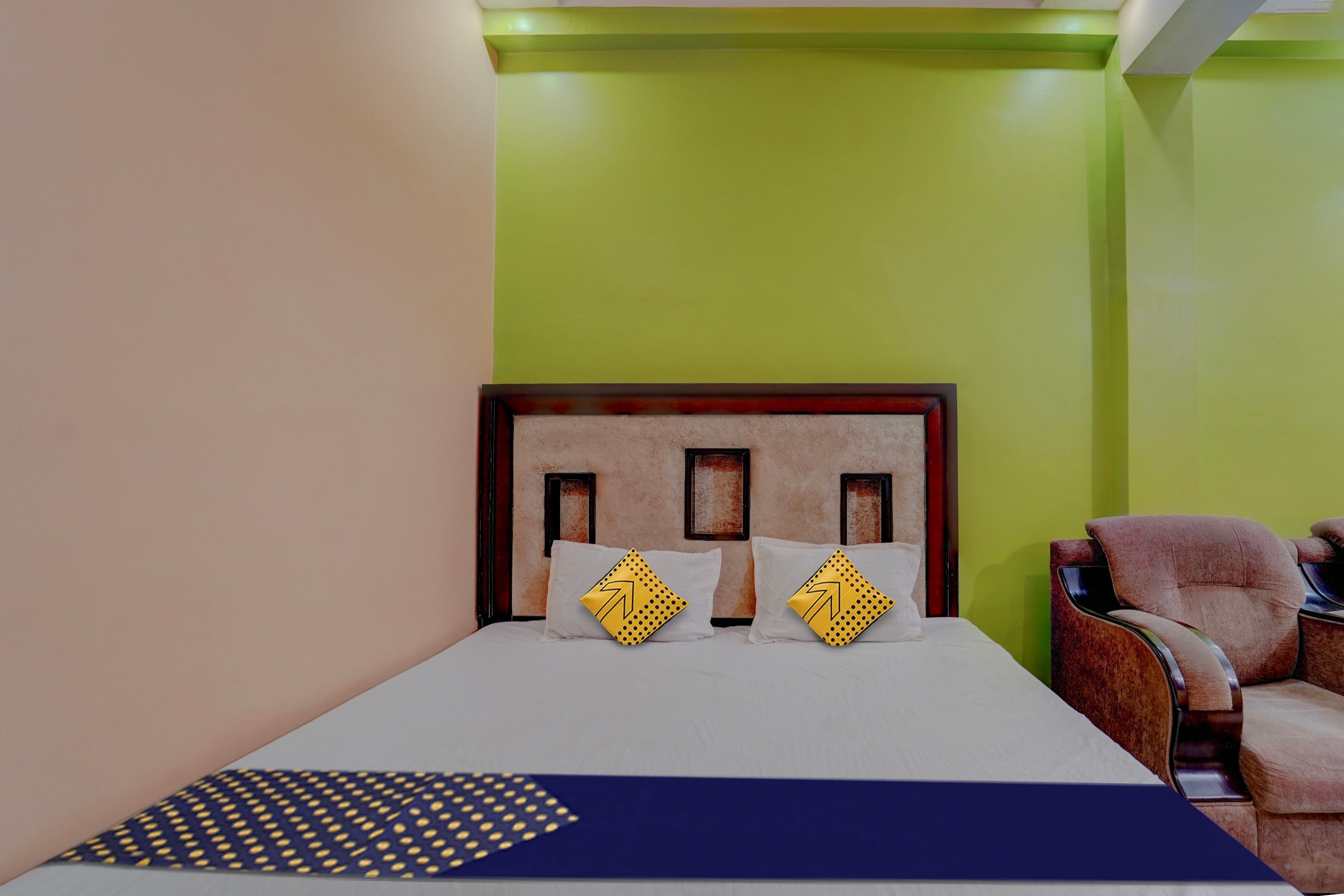 Hotel O Parth - Tap to explore photos