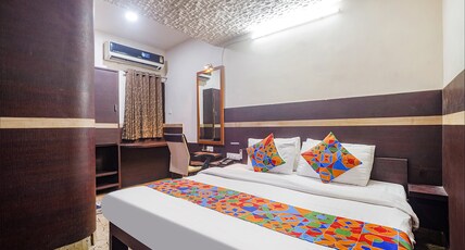 FabHotel Shravan - Nr. Eternity Mall Room Type - Executive Room