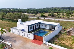 Oceans 6 Beach House