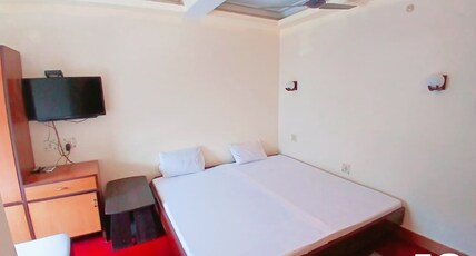 Moon View Home-Stay | Rooms & Garden Room Type - A2/A3/A5 Triple Bed With Shared Kitchen @200/day Moon View Home-Stay | Rooms & Garden Room Type - A2/A3/A5 Triple Bed With Shared Kitchen @200/day