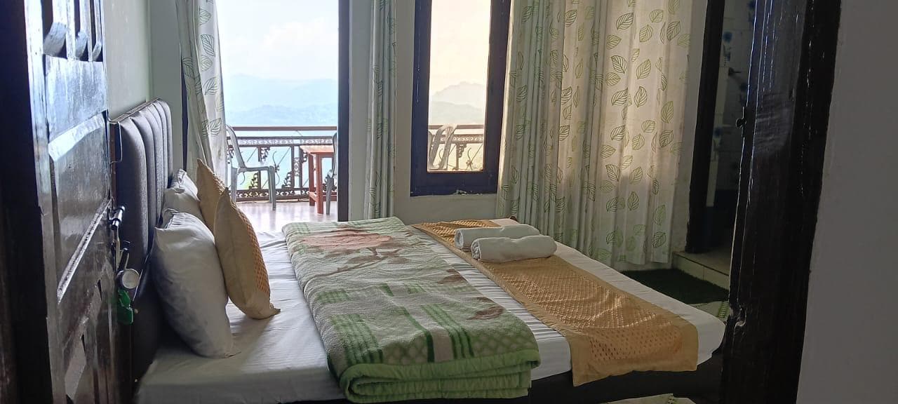 Nature Hike - Tap to explore photos