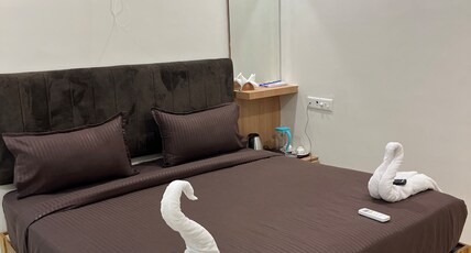 Sundaram Residency Room Type - Deluxe Room