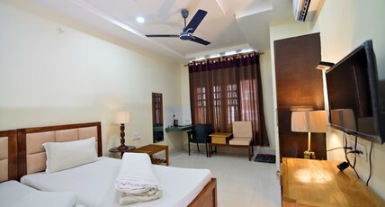 Joyable Homestay | Rooms & Caretaker Room Type - Pobitora Ac  Room With Free WIfi