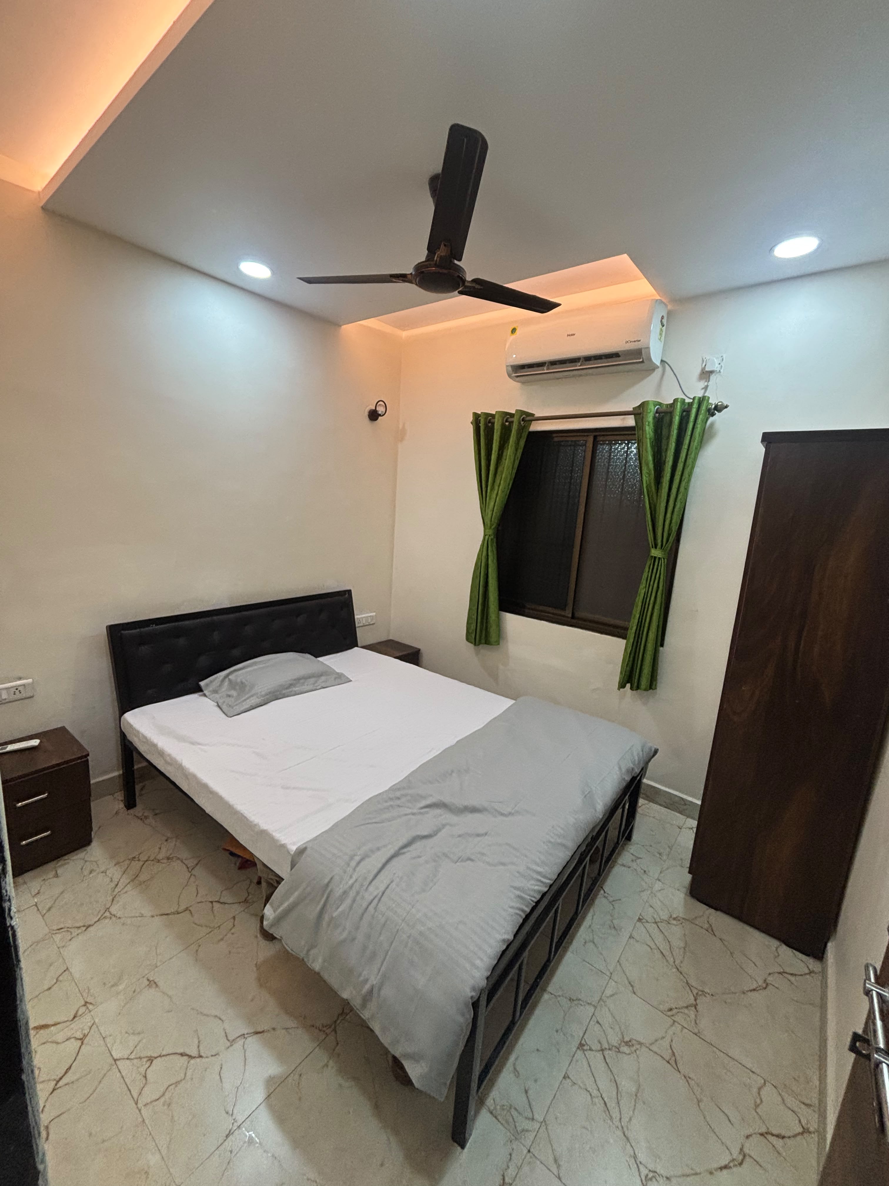 Avani Hillside 3BHK with Pool By Junglos - Tap to explore photos