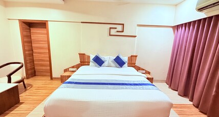 Praveen International Hotel Room Type - Suite