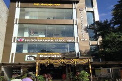 Address of VISHNU COMFORTS INN K R PET