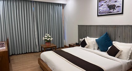 Hotel Shava Ladakh Room Type - Deluxe Room with Mountain view
