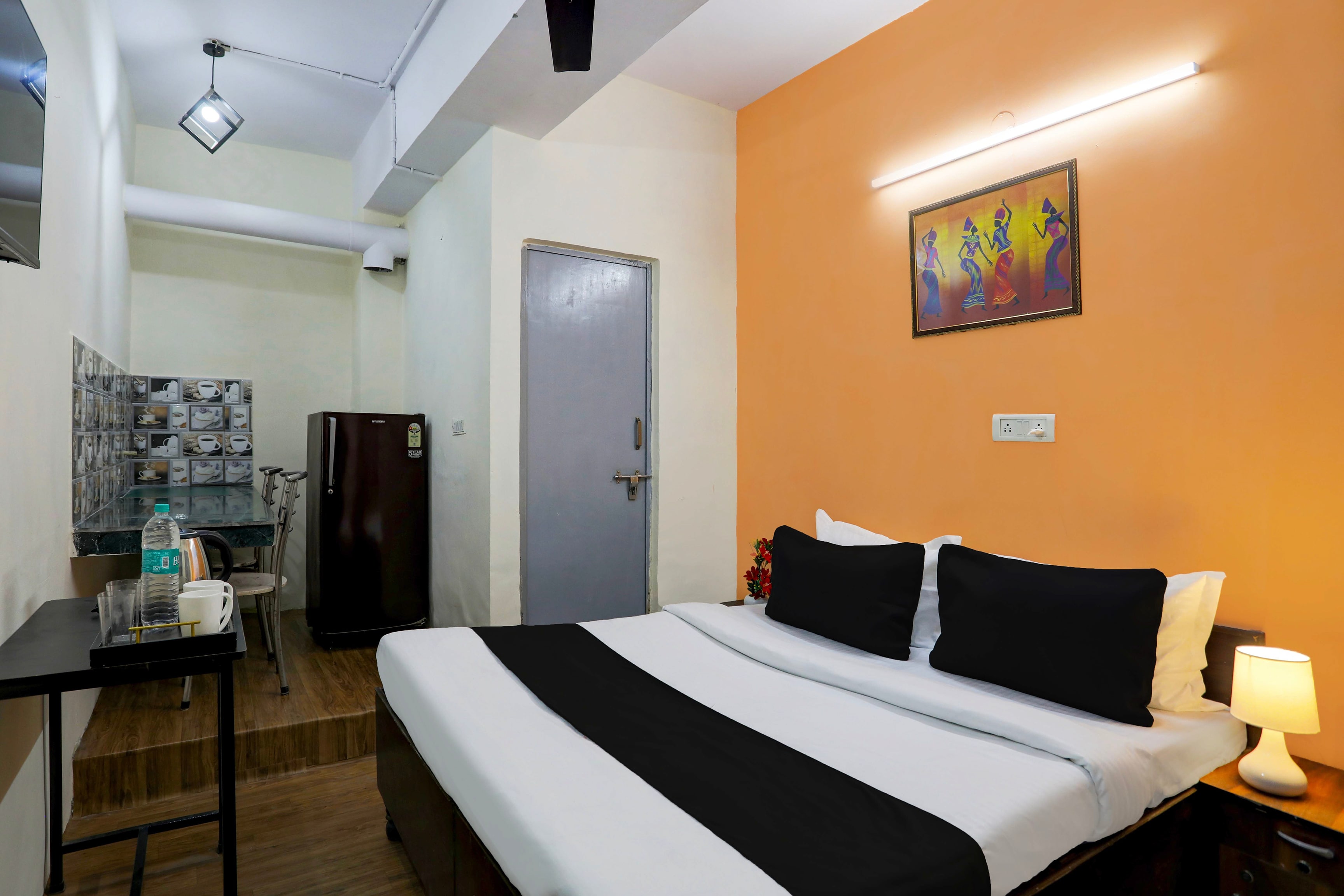 Hotel O Malviya Nagar Inn - Tap to explore photos