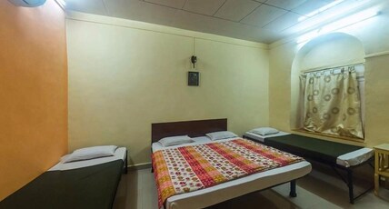 Girivihar Hotel Matheran Room Type - Non AC Family Room (4 Bedded with Bunk Bed) Girivihar Hotel Matheran Room Type - Non AC Family Room (4 Bedded with Bunk Bed)