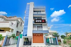 Address of Hotel O THE HOTEL RUNWAY Service Apartment