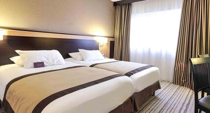 Mercure Rouen Val De Reuil Room Type - Standard Twin Room with 2 single beds