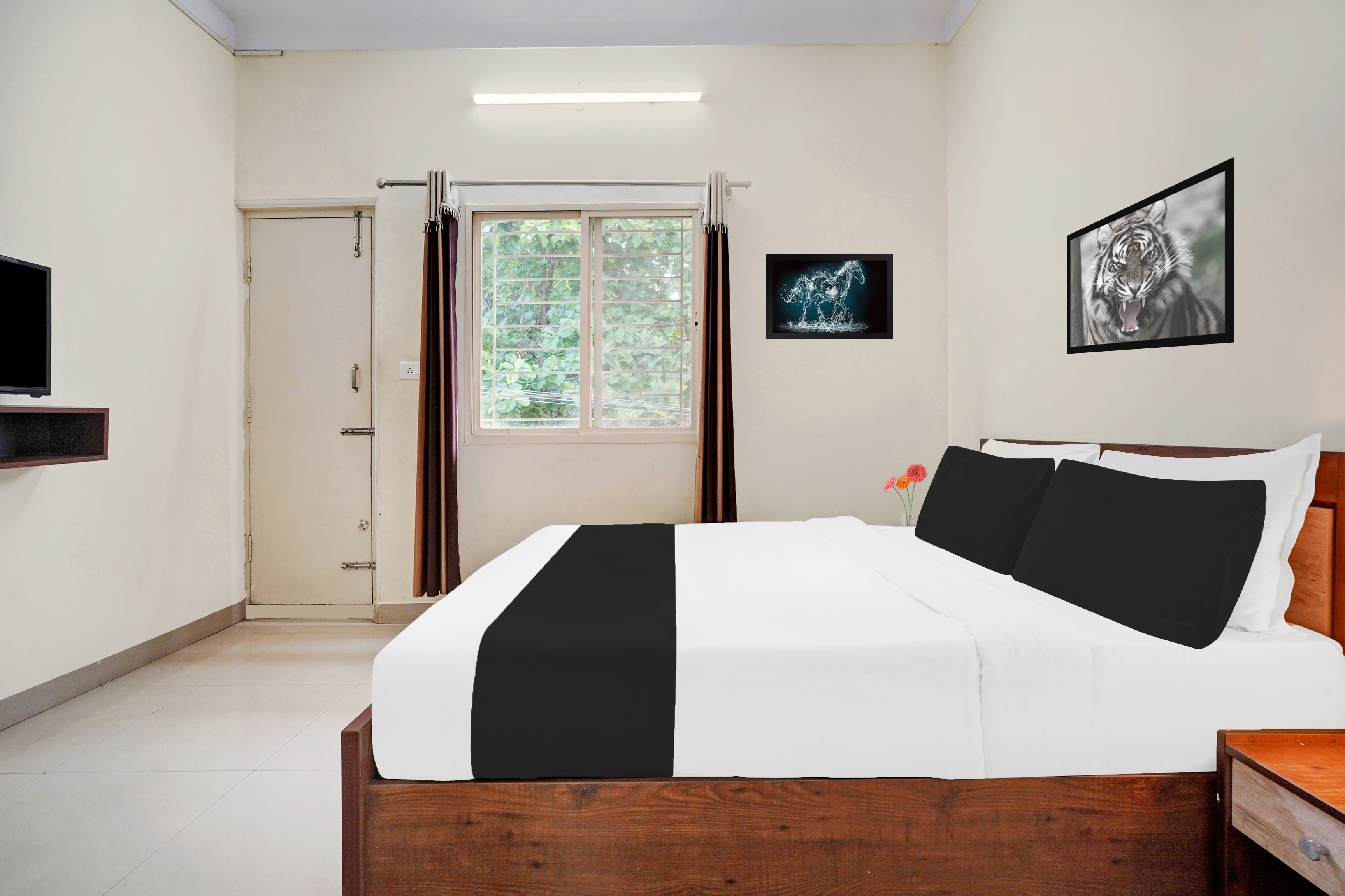 Super Townhouse Hebbal Mysore Formerly Green Orchid Resort - Tap to explore photos