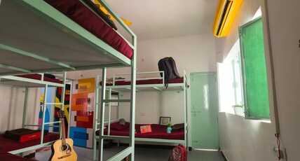The Nomad Cave Lucknow Room Type - 6 Beds Male Dorm-1
