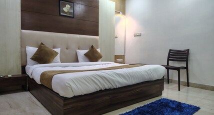 Hotel Sunvilla Room Type - Deluxe Ac